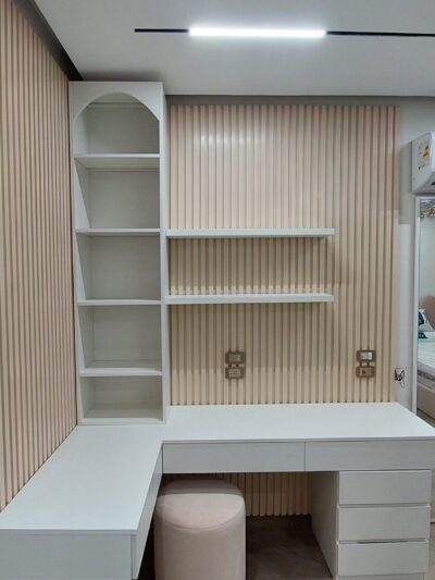 Minimalist Study Nook"