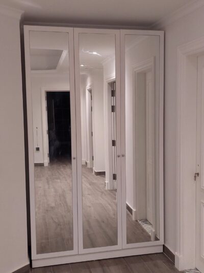 mirrors wardrobe
